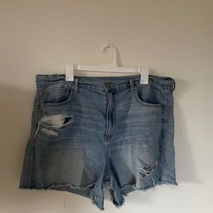 AE mom shorts with rips